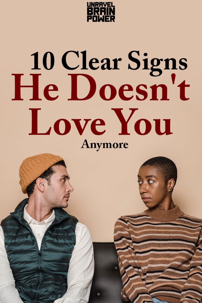 signs he doesn't love you